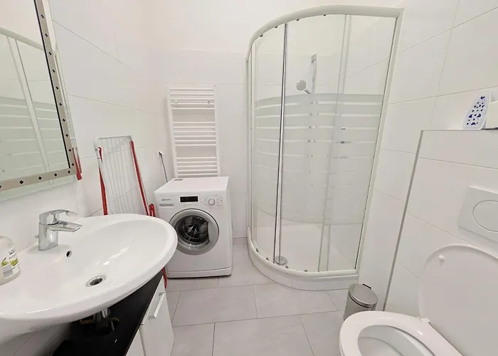 Apartment Charming At Maerzstrasse Close To Attractions Mz Vienna