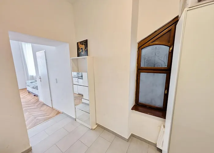 Charming At Maerzstrasse Close To Attractions Mz Vienna