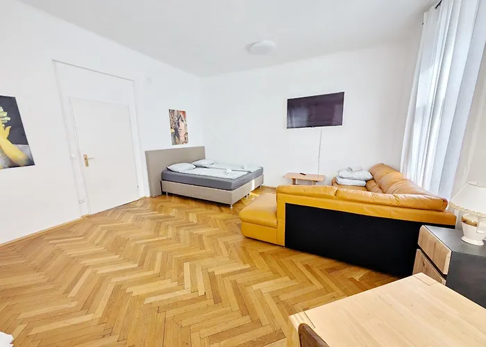 Charming At Maerzstrasse Close To Attractions Mz Vienna
