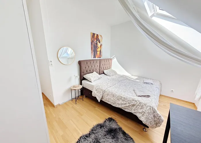 Charming At Maerzstrasse Close To Attractions Mz Apartment *